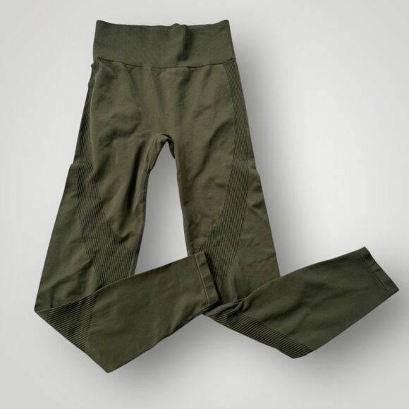 🎉5 for $45  🎉Victoria’s Secret pink leggings women size XS - Picture 1 of 7